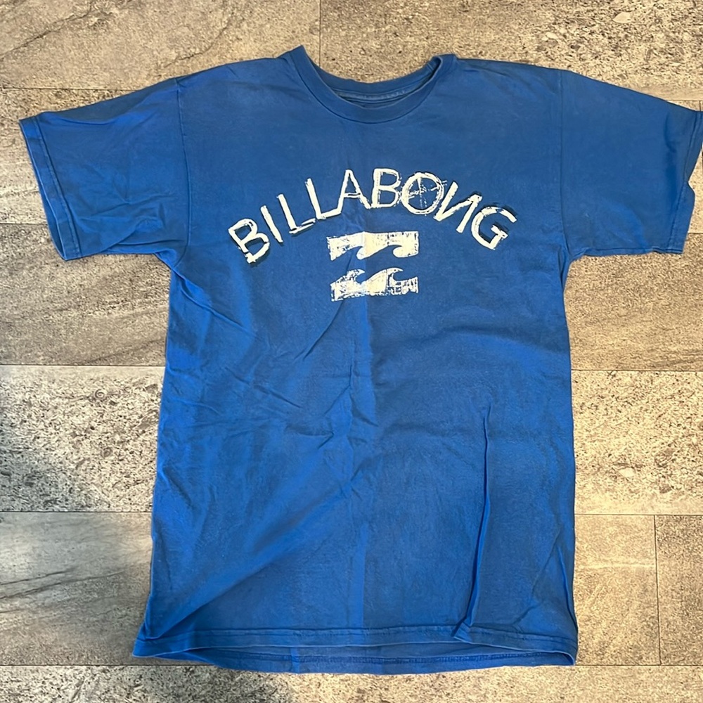 Men’s Billabong short sleeve t-shirt size small